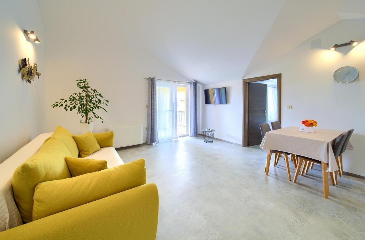 Apartmani Dal Malinska Exterior foto