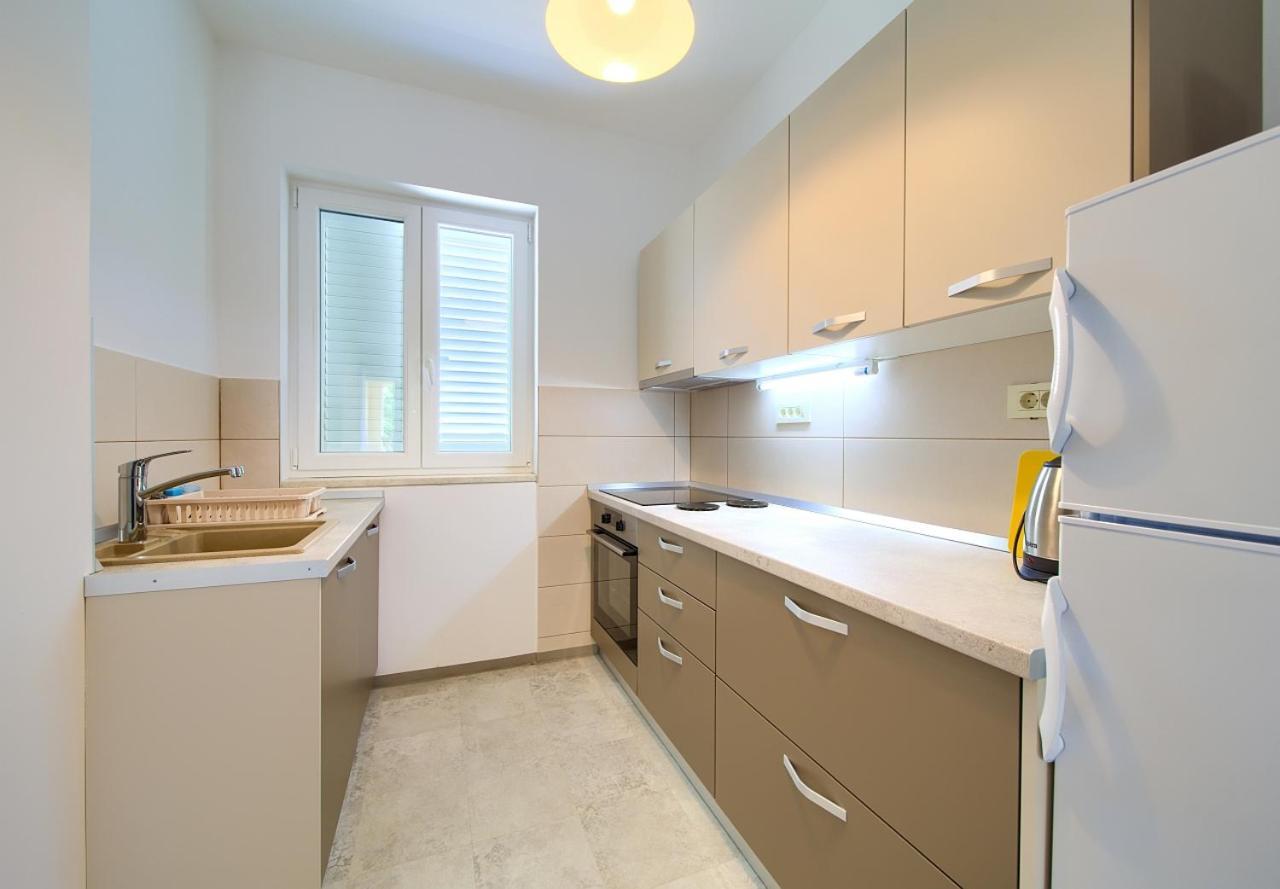 Apartmani Dal Malinska Exterior foto