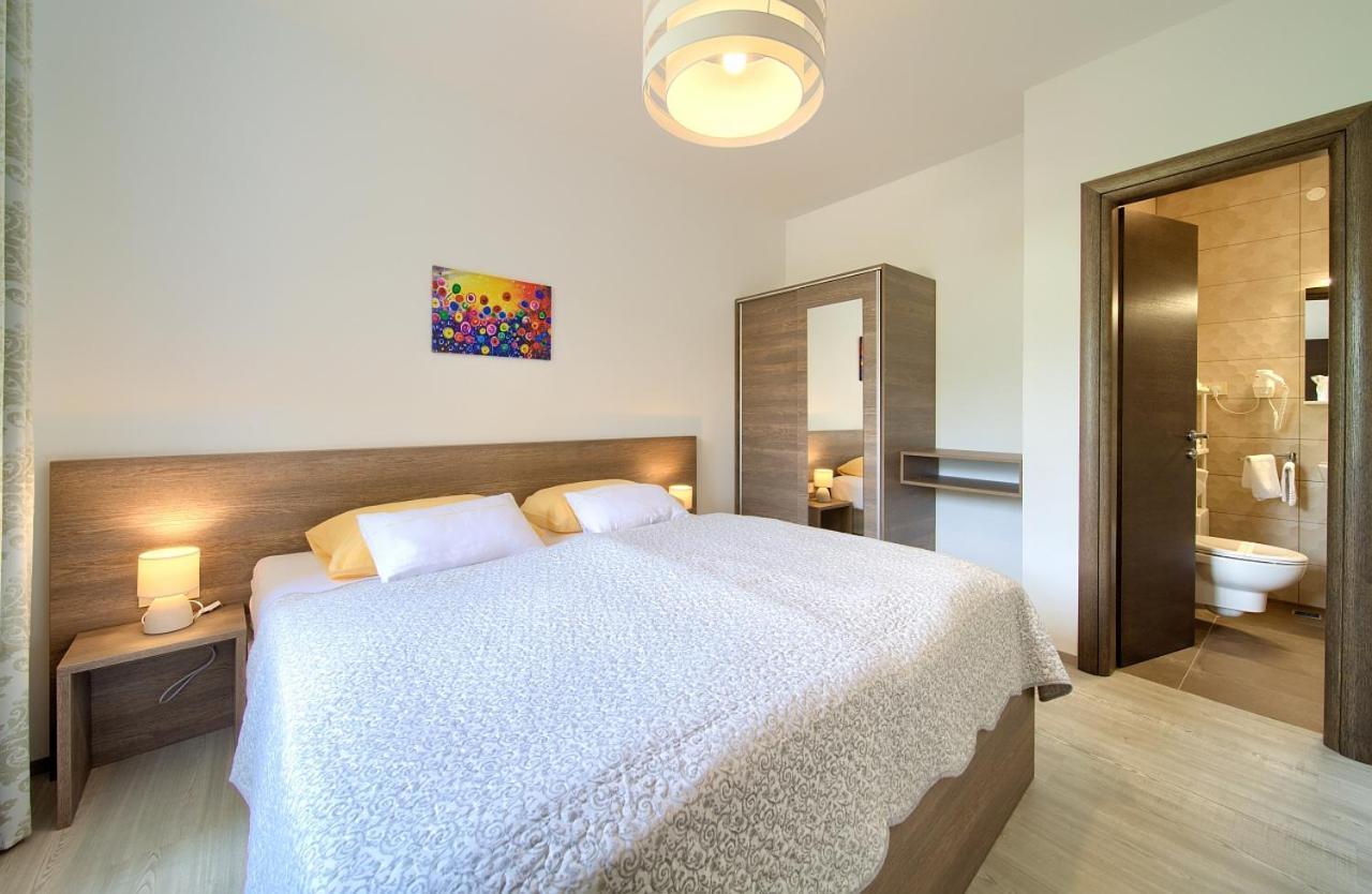 Apartmani Dal Malinska Exterior foto