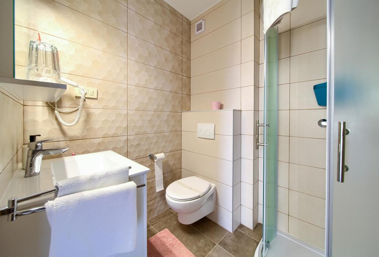 Apartmani Dal Malinska Exterior foto